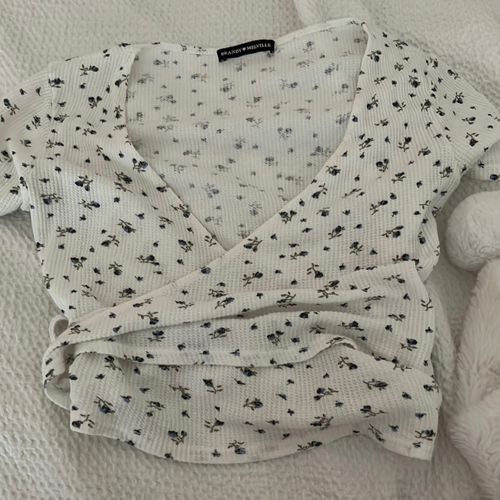wrap shirt Brandy Melville floral